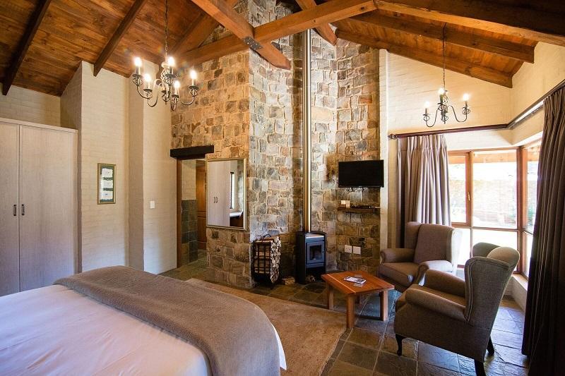 Big Oak Cottages Dullstroom Extérieur photo